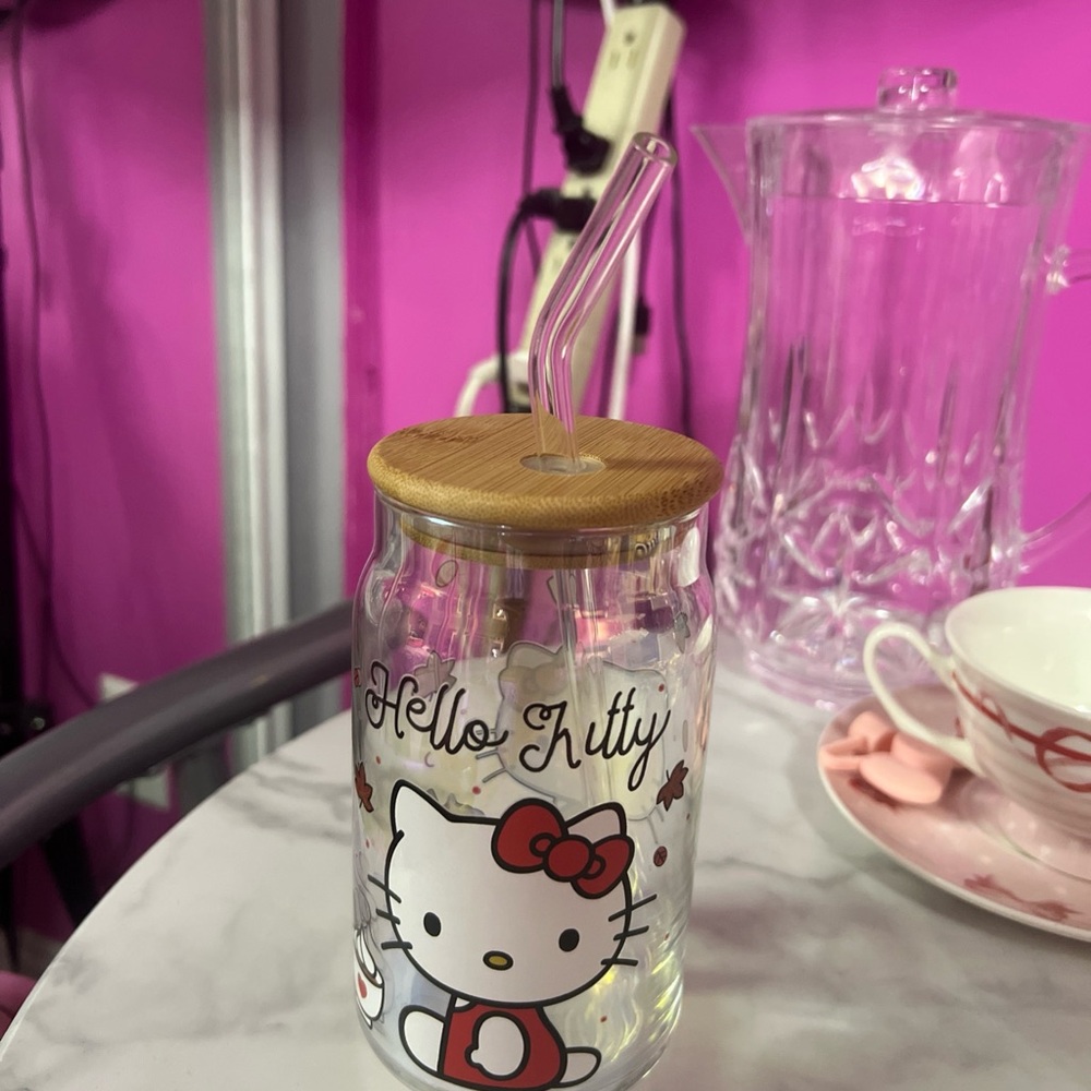 Sanrio Hello Kitty Fall Glass with Bamboo Lid